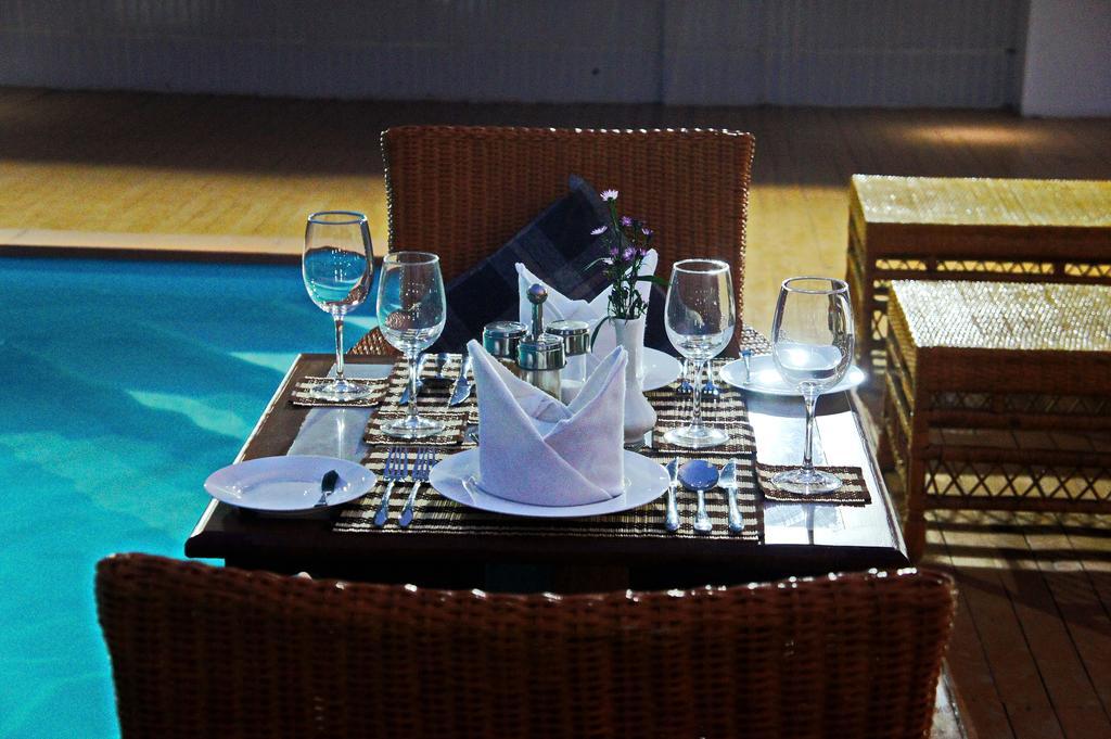 Wilson Hotel Mandalay Exterior foto
