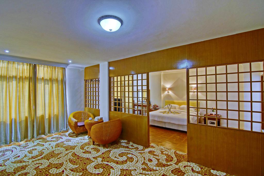 Wilson Hotel Mandalay Exterior foto